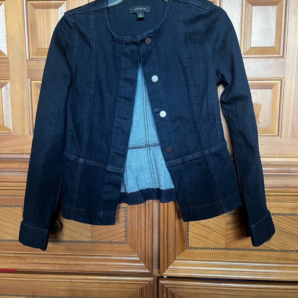 Ann Taylor Blue Jean Jacket Classic Tailored Fit XXS,But Fits Small Perfectly!